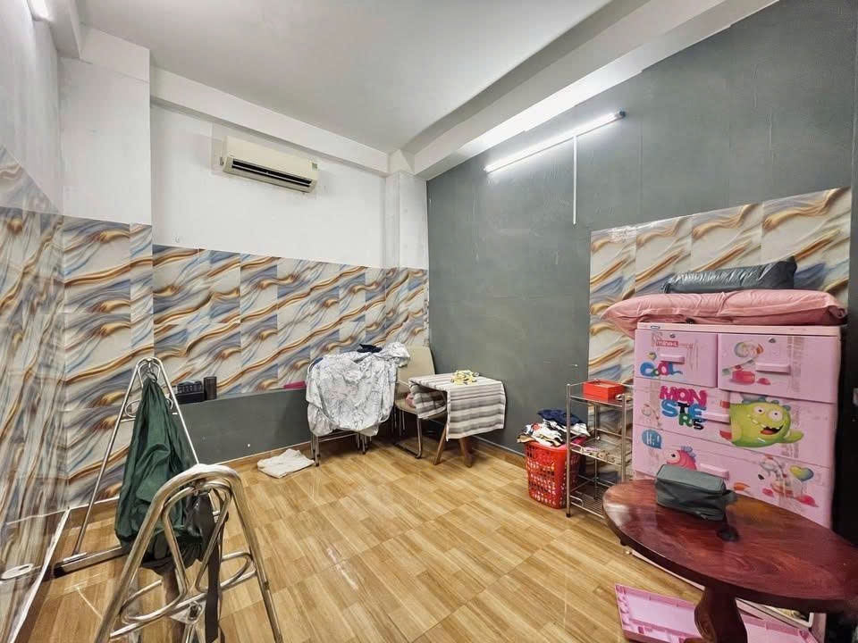 NHỈNH 3.5 tỷ - 41m2 - KD Sầm Uất - Ô TÔ cách nhà 8m - Ngang lớn 4.6m - Ảnh 3